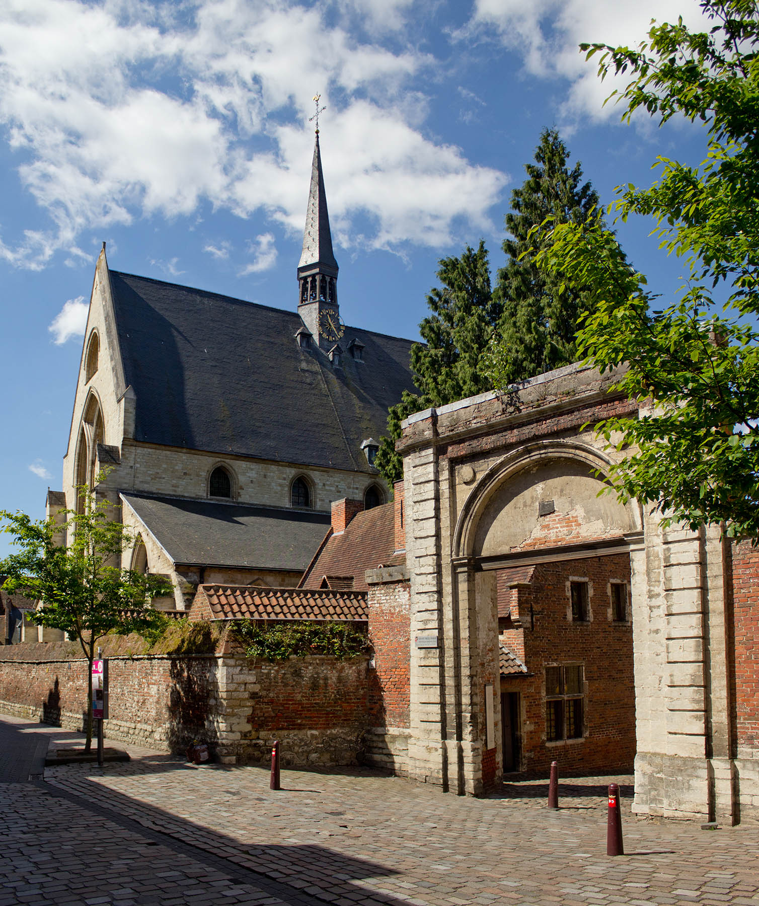 Sint-Jan-de-Doperkerk in het Groot Begijnhof van Leuven 